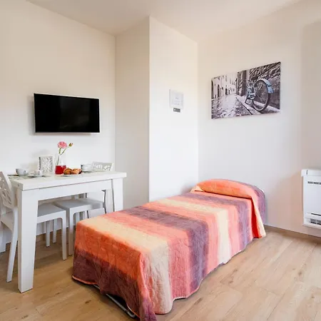 Ida's Garden With Parking Apartamento *