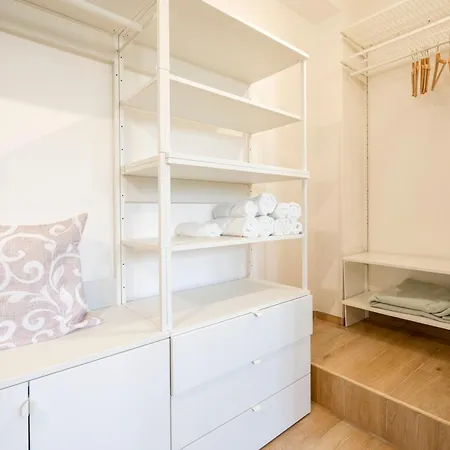 Apartamento Ida's Garden With Parking Monopoli
