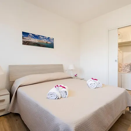 Ida's Garden With Parking Apartamento *