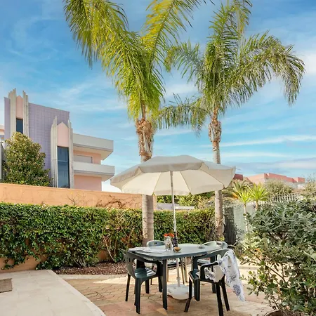 Ida's Garden With Parking *